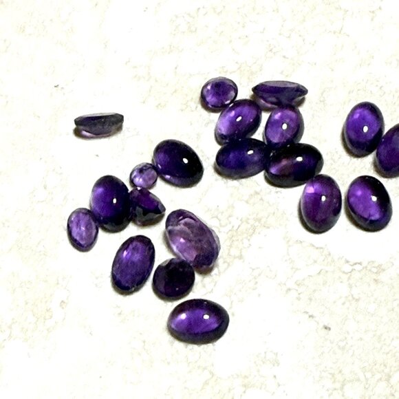 2/$20, Small Glass Bottle w/ Tiny Genuine Purple Amethyst Cabochons, Birthstone - Picture 3 of 6
